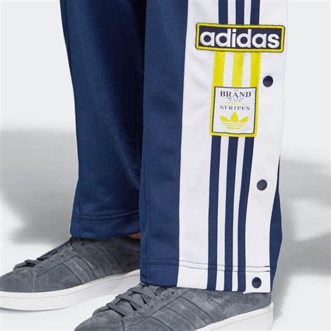 adidas byxor knappar